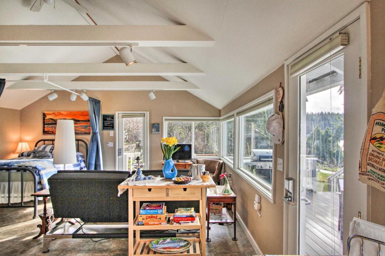Idyllic Waterfront Cottage With Beach And Sunset Views Port Townsend Eksteriør bilde